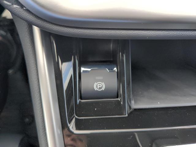 2025 Subaru Outback Vehicle Photo in Green Bay, WI 54304