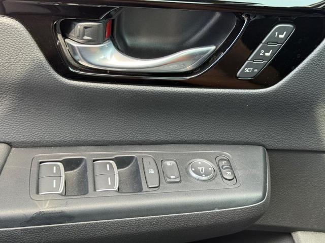 2024 Honda CR-V Hybrid Vehicle Photo in COLUMBIA, MO 65203-3903