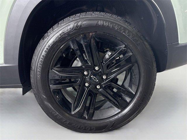 2025 Chevrolet Trax Vehicle Photo in PUYALLUP, WA 98371-4149