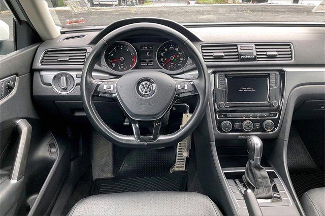 2018 Volkswagen Passat Vehicle Photo in INDEPENDENCE, MO 64055-1314