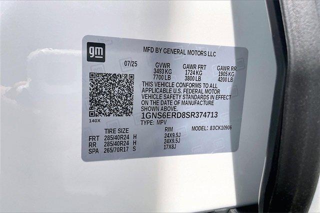 2025 Chevrolet Suburban Vehicle Photo in INDEPENDENCE, MO 64055-1314