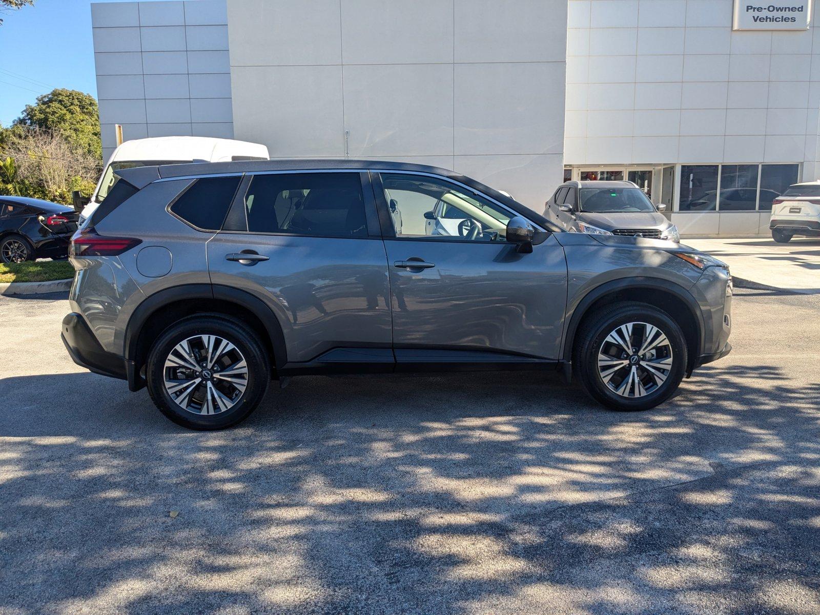 2022 Nissan Rogue Vehicle Photo in Miami, FL 33135