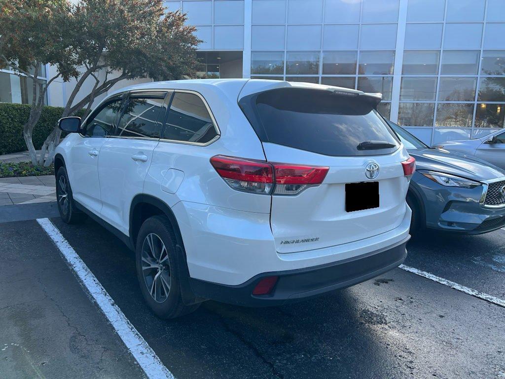 2019 Toyota Highlander Vehicle Photo in DALLAS, TX 75209