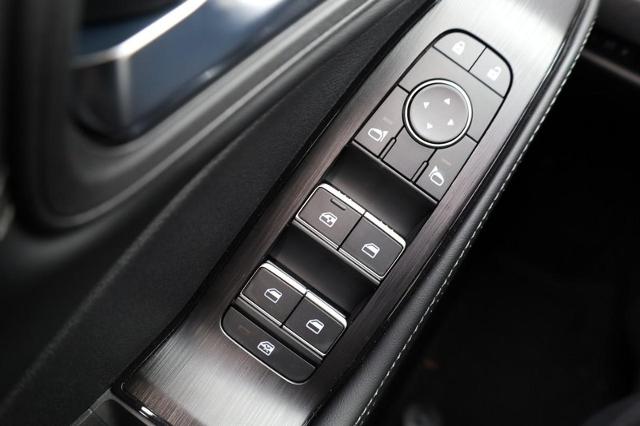 2025 Nissan Rogue Vehicle Photo in Ballwin, MO 63011