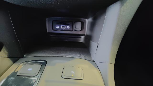 2023 Chevrolet Equinox Vehicle Photo in APPLETON, WI 54914-4656