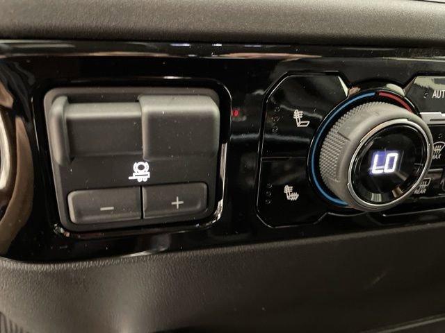 2025 Chevrolet Silverado 1500 Vehicle Photo in PHOENIX, AZ 85014-3381