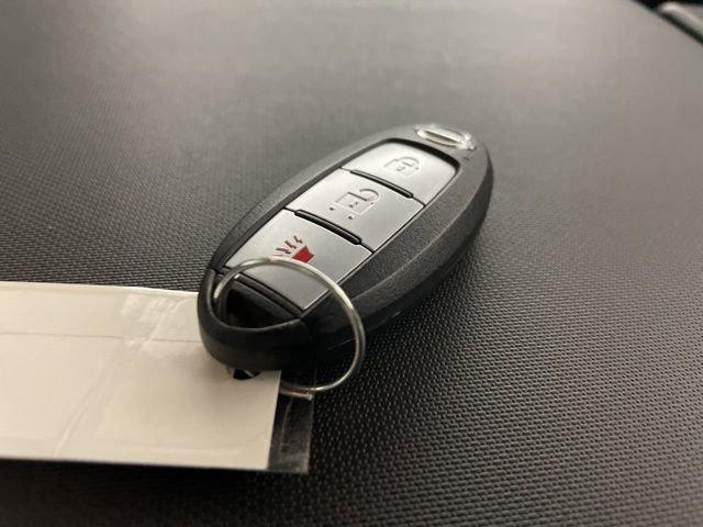 2021 Nissan Titan Vehicle Photo in PHOENIX, AZ 85014-3381