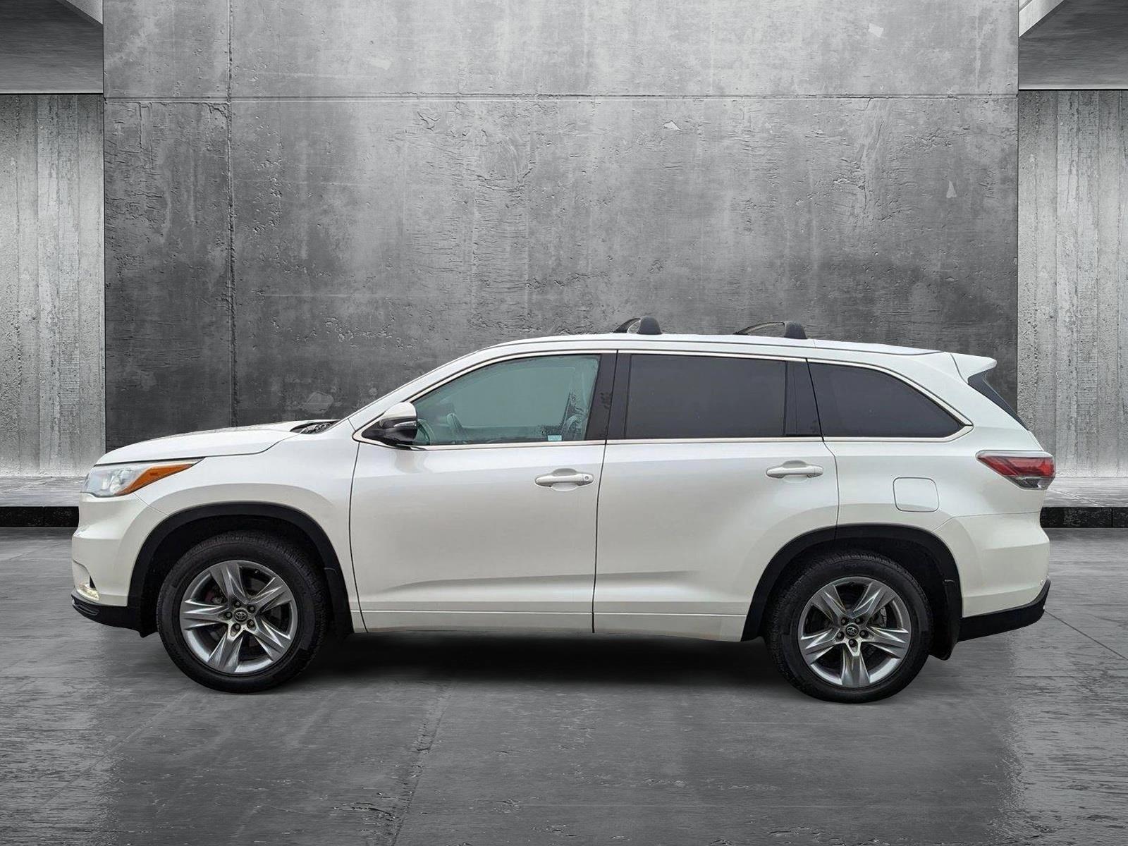 2016 Toyota Highlander Vehicle Photo in Spokane Valley, WA 99212