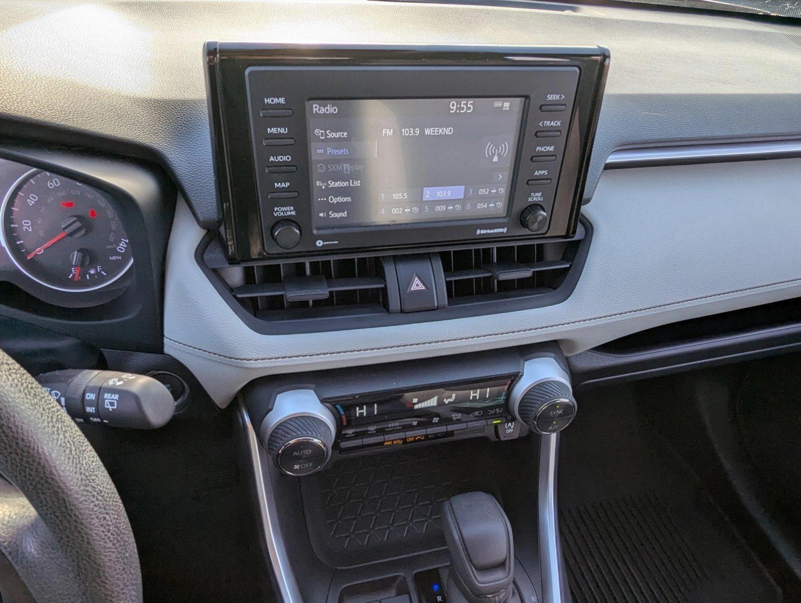 2021 Toyota RAV4 Vehicle Photo in Ft. Myers, FL 33907