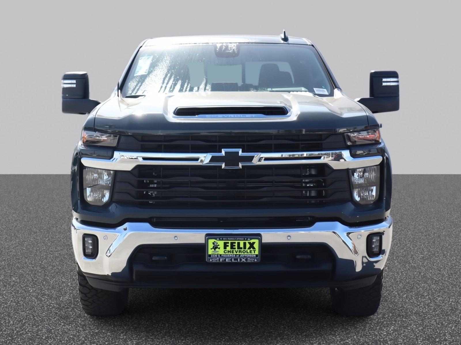 2025 Chevrolet Silverado 2500 HD Vehicle Photo in LOS ANGELES, CA 90007-3794