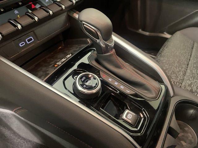 2025 Chevrolet Colorado Vehicle Photo in PHOENIX, AZ 85014-3381