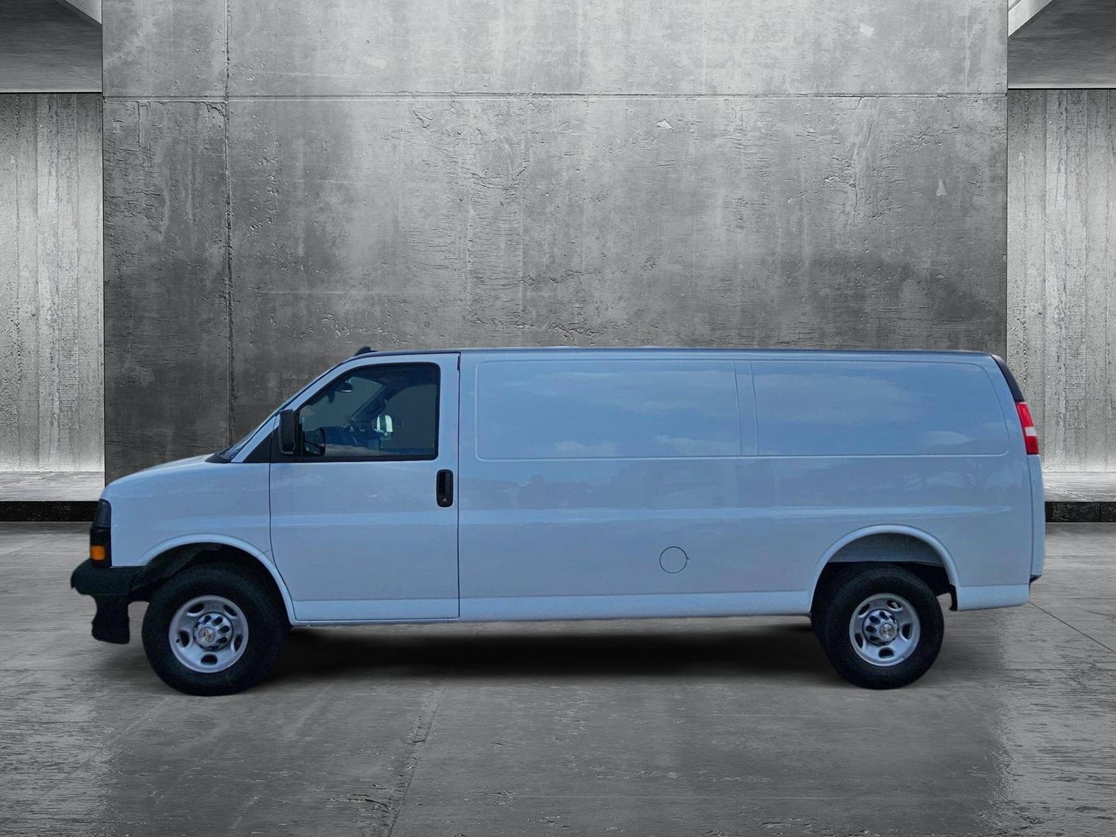 2025 Chevrolet Express Cargo 2500 Vehicle Photo in GREENACRES, FL 33463-3207