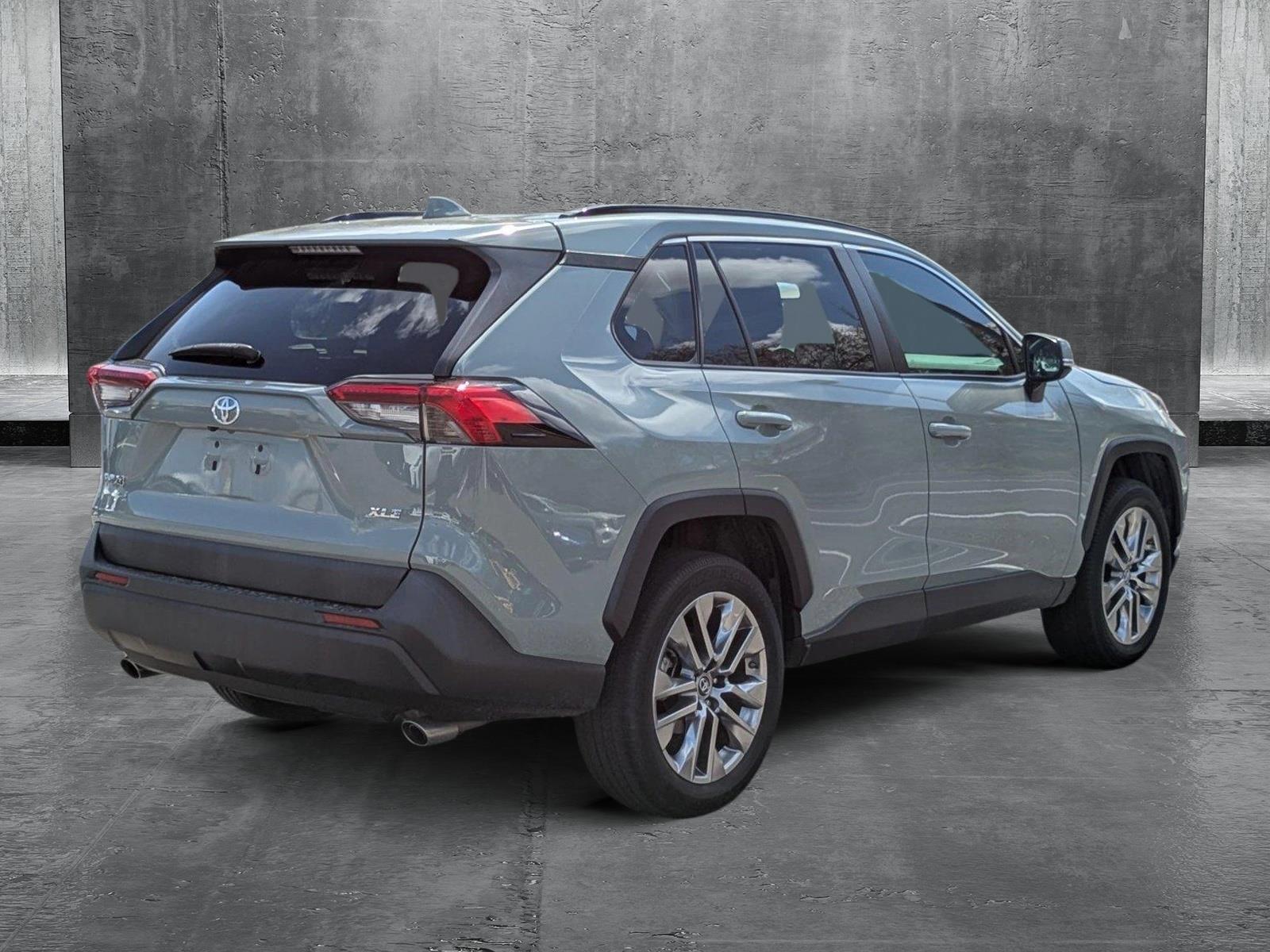 2019 Toyota RAV4 Vehicle Photo in Clearwater, FL 33761