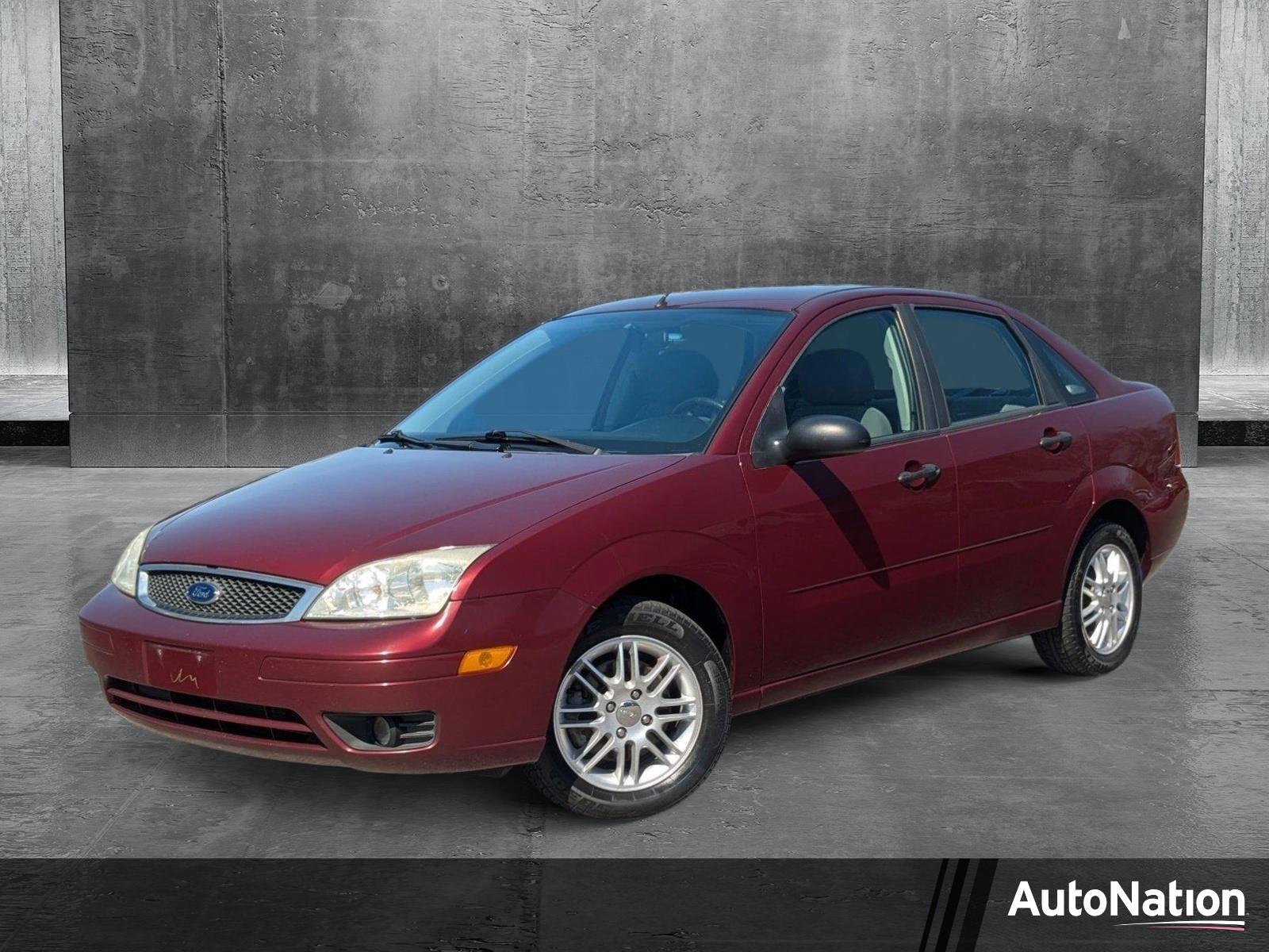 2006 Ford Focus Vehicle Photo in St. Petersburg, FL 33713