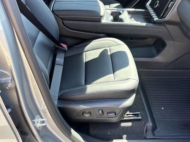 2025 GMC Acadia Vehicle Photo in ALBERTVILLE, AL 35950-0246
