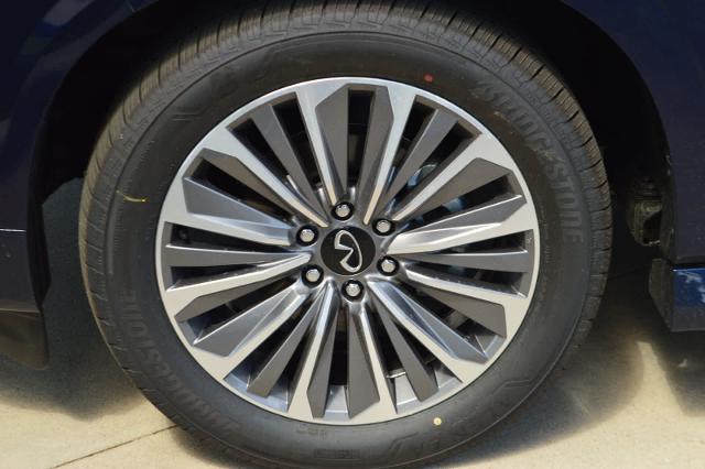2025 INFINITI QX80 Vehicle Photo in Houston, TX 77090