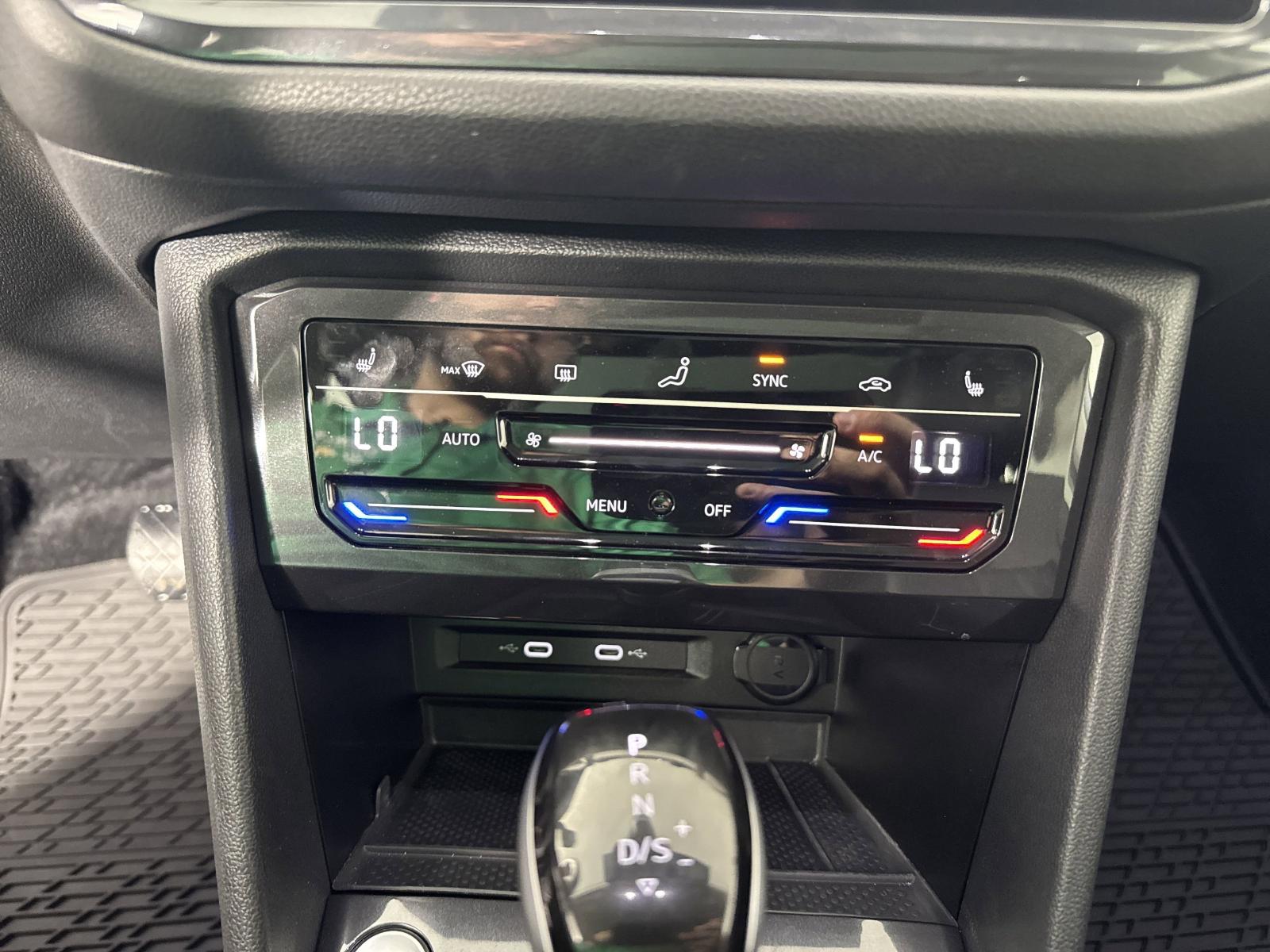 2024 Volkswagen Tiguan Vehicle Photo in Georgetown, TX 78626
