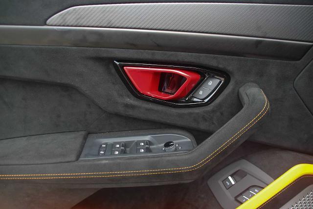 2024 Lamborghini Urus Vehicle Photo in SUGAR LAND, TX 77478