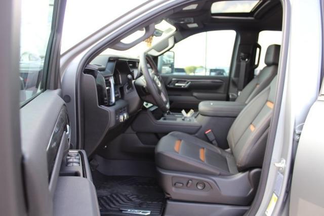 2025 GMC Sierra 2500 HD Vehicle Photo in Greenville, TX 75402