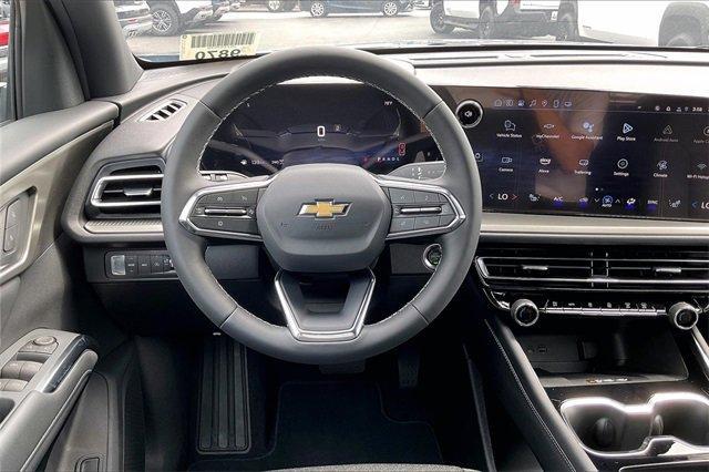 2025 Chevrolet Traverse Vehicle Photo in INDEPENDENCE, MO 64055-1314