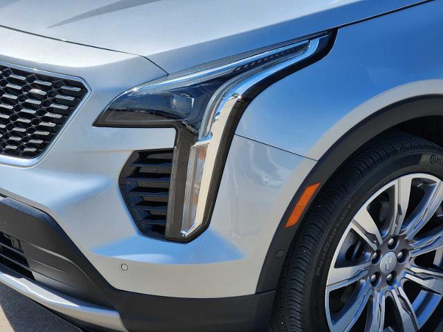 2022 Cadillac XT4 Vehicle Photo in DENTON, TX 76210-9321