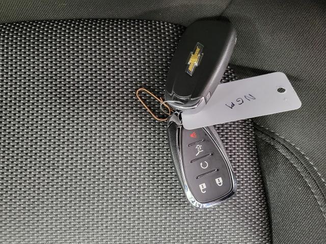2023 Chevrolet Traverse Vehicle Photo in NEENAH, WI 54956-2243