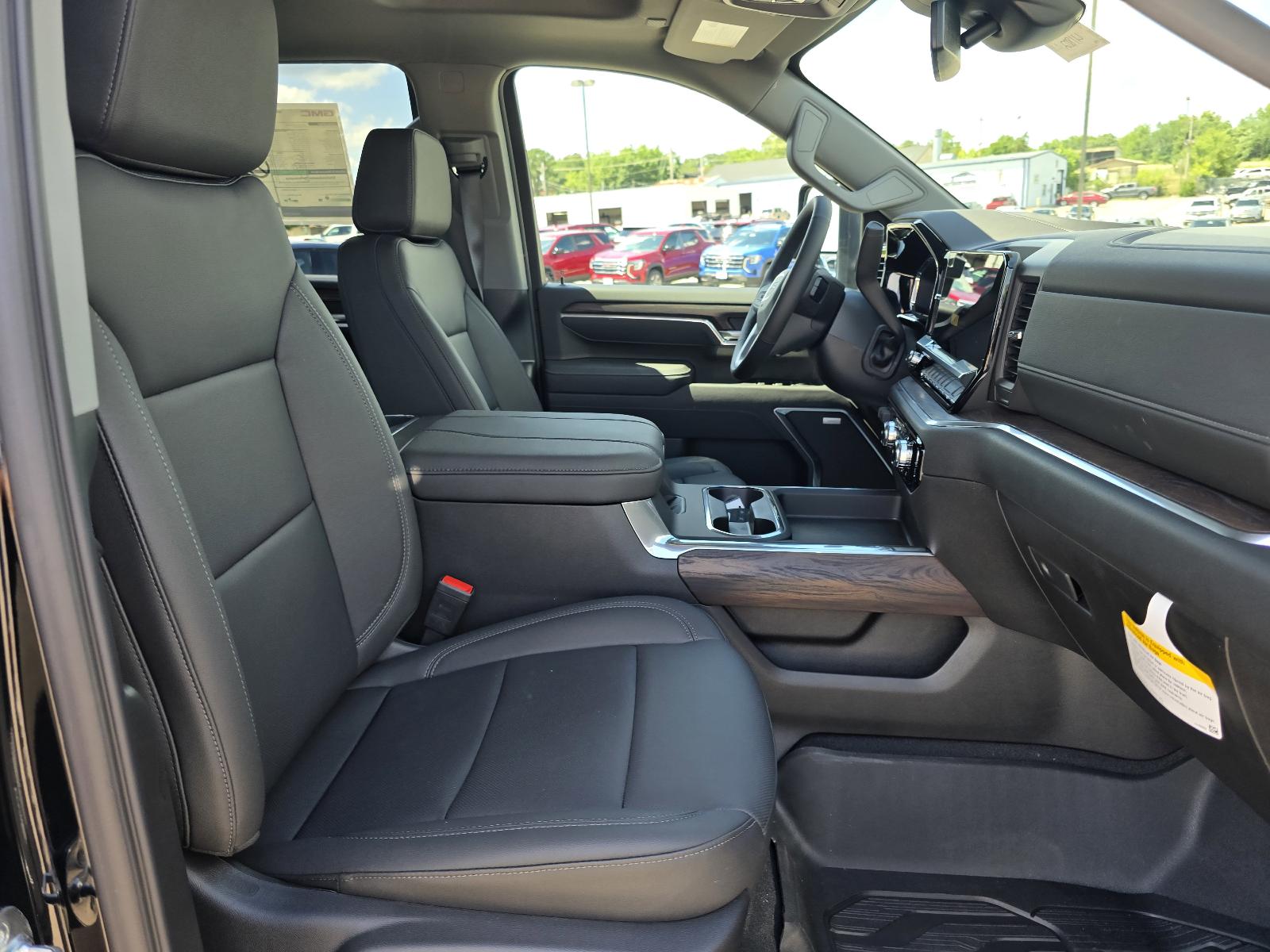 2025 GMC Sierra 2500 HD Vehicle Photo in Rolla, MO 65401