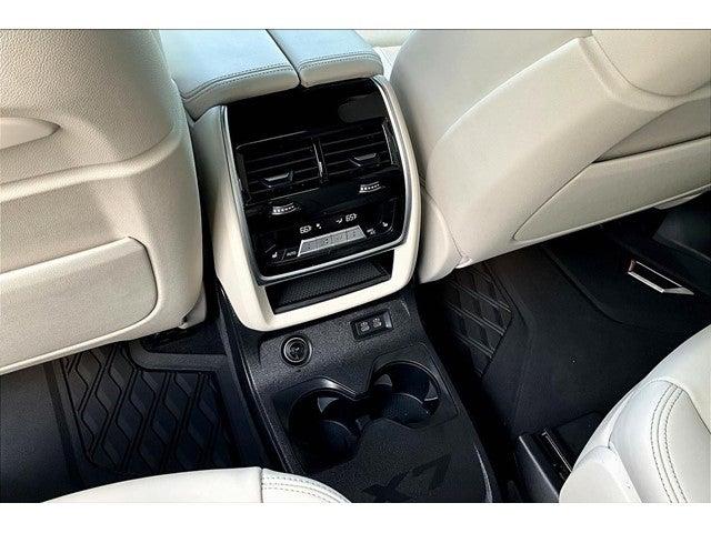 2021 BMW X7 M50i Vehicle Photo in San Antonio, TX 78230