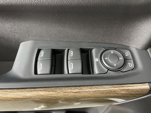 2024 GMC Sierra 1500 Vehicle Photo in GILBERT, AZ 85297-0402
