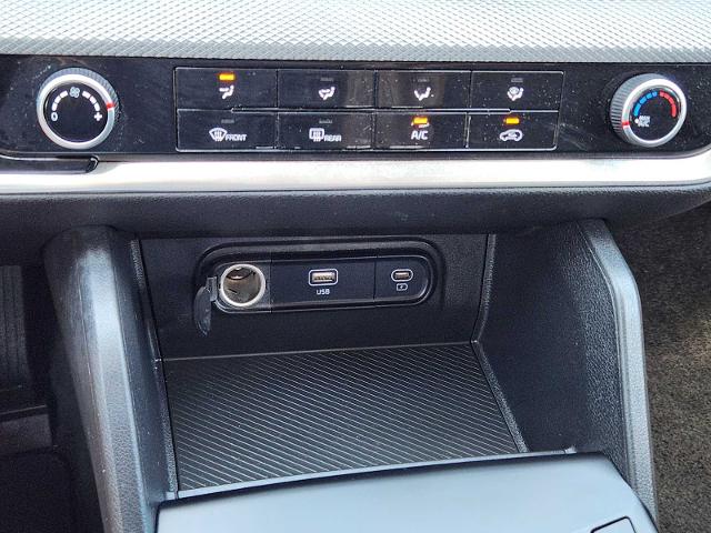 2023 Kia Sportage Vehicle Photo in DENTON, TX 76210-9321