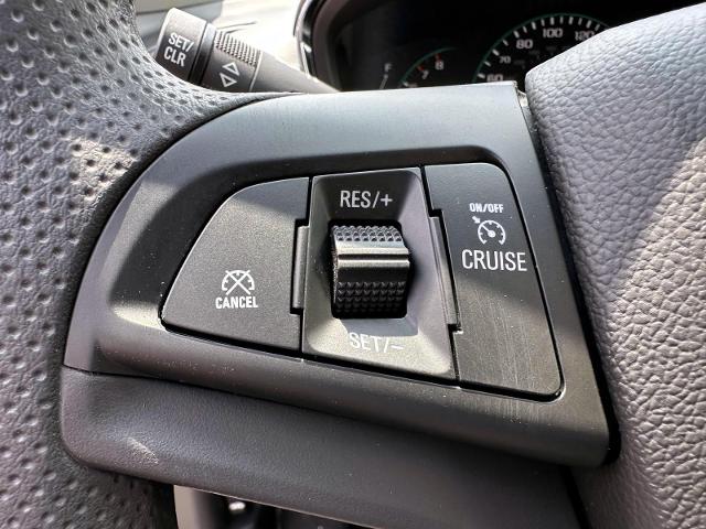 2022 Chevrolet Trax Vehicle Photo in Roslyn, NY 11576
