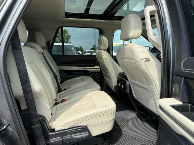 2020 Ford Expedition Max Vehicle Photo in COLUMBIA, MO 65203-3903