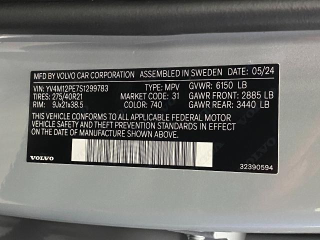 2025 Volvo XC90 Vehicle Photo in Appleton, WI 54913