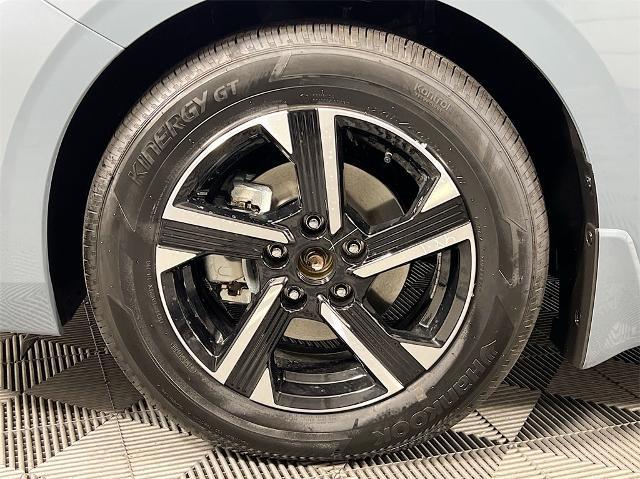 2025 Nissan Sentra Vehicle Photo in Tulsa, OK 74129