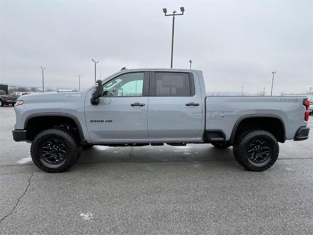 2025 Chevrolet Silverado 2500 HD Vehicle Photo in ALCOA, TN 37701-3235