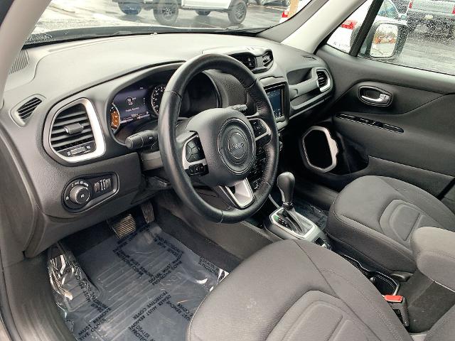 2021 Jeep Renegade Vehicle Photo in MOON TOWNSHIP, PA 15108-2571