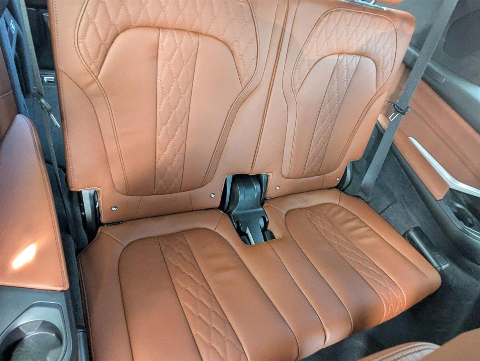 2024 BMW X7 M60i Vehicle Photo in Delray Beach, FL 33444