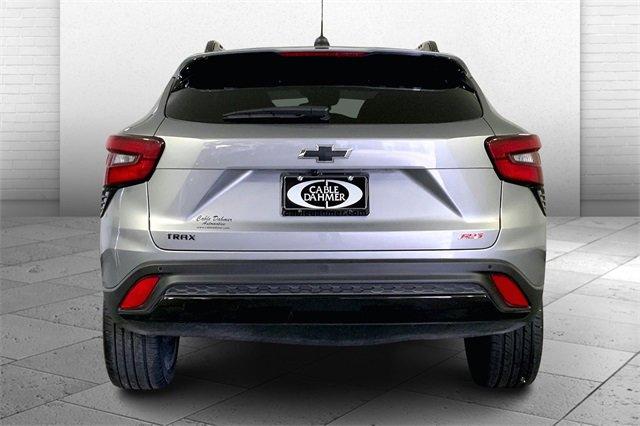 2025 Chevrolet Trax Vehicle Photo in KANSAS CITY, MO 64114-4502