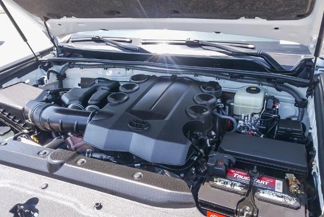 2020 Toyota 4Runner Vehicle Photo in VENTURA, CA 93003-8585