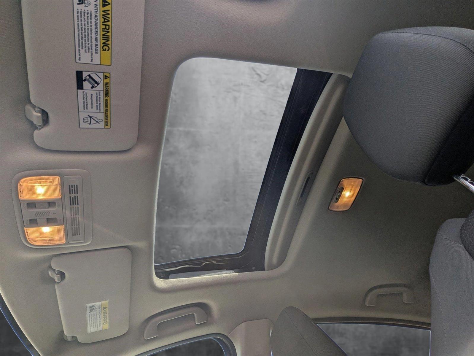 2021 Honda HR-V Vehicle Photo in Valencia, CA 91355-1794