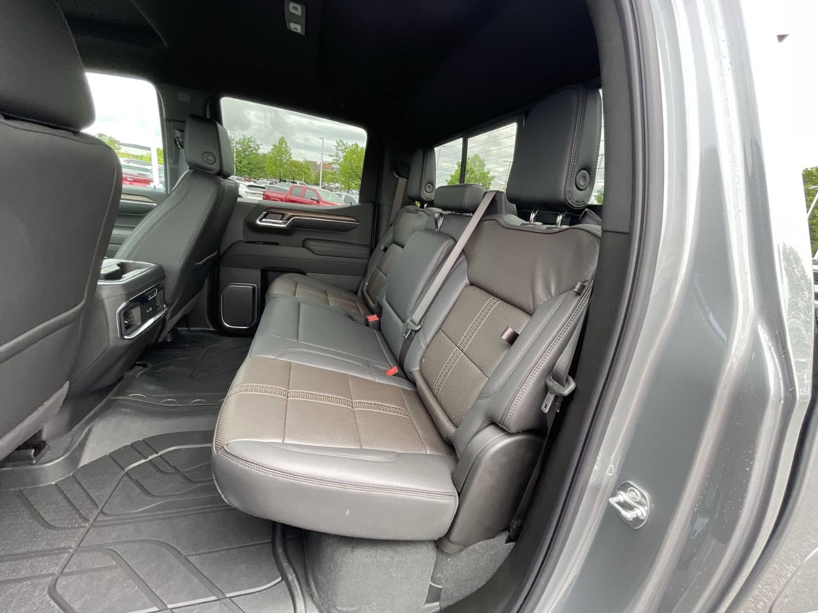 2025 Chevrolet Silverado 1500 Vehicle Photo in BENTONVILLE, AR 72712-4322