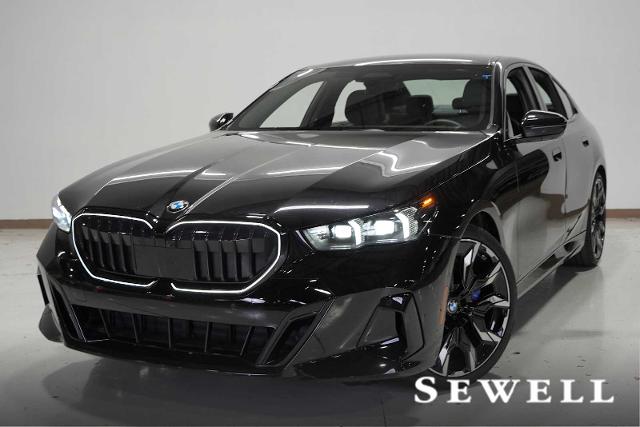 2024 BMW 530i Vehicle Photo in GRAPEVINE, TX 76051