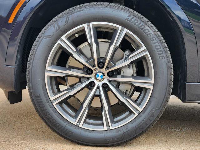 2025 BMW X6 xDrive40i Vehicle Photo in PLANO, TX 75024