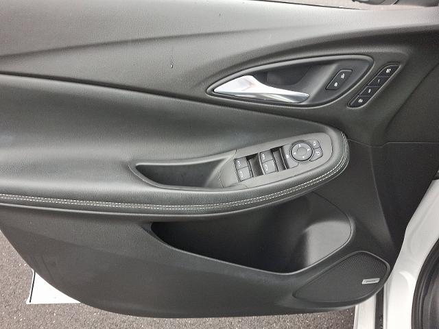 2020 Buick Encore GX Vehicle Photo in TREVOSE, PA 19053-4984