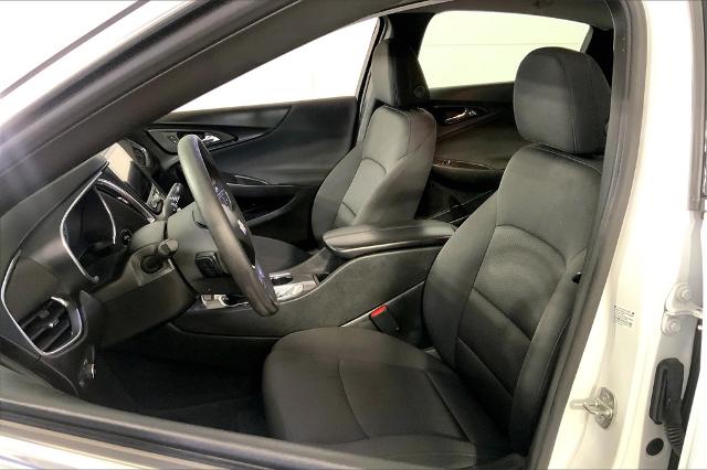 2021 Chevrolet Malibu Vehicle Photo in Lees Summit, MO 64086