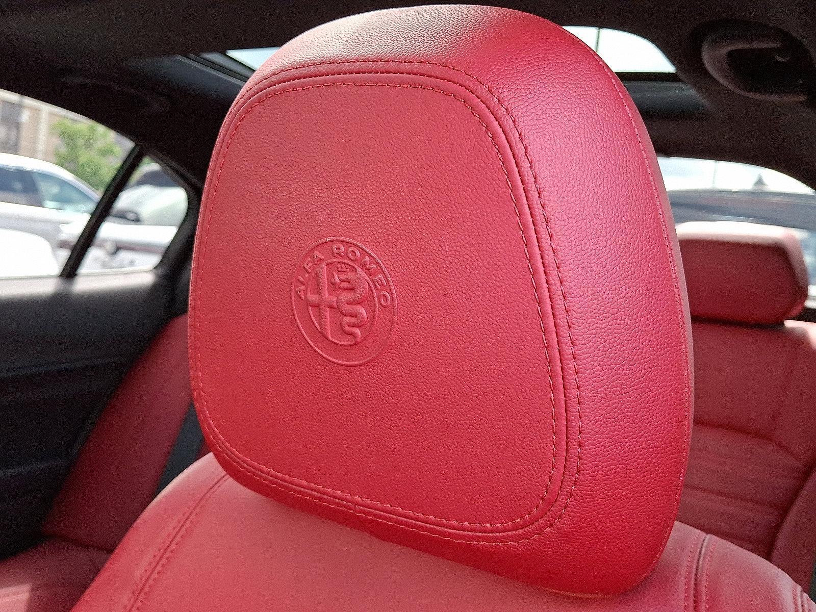 2022 Alfa Romeo Giulia Vehicle Photo in Willow Grove, PA 19090