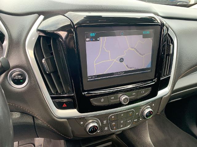 2019 Chevrolet Traverse Vehicle Photo in MOON TOWNSHIP, PA 15108-2571