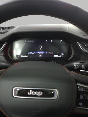 2025 Jeep Grand Cherokee L Vehicle Photo in Oshkosh, WI 54901