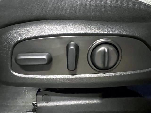 2023 Chevrolet Equinox Vehicle Photo in Roslyn, NY 11576