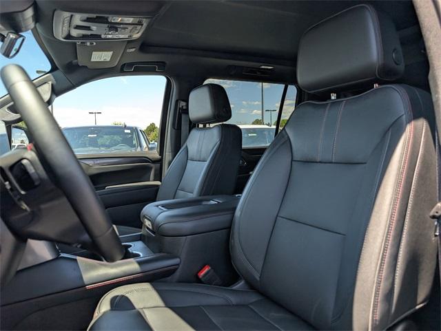 2023 Chevrolet Suburban Vehicle Photo in AURORA, CO 80012-4011